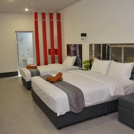 Oyo 90265 Hotel Ventura Kangar Exteriér fotografie